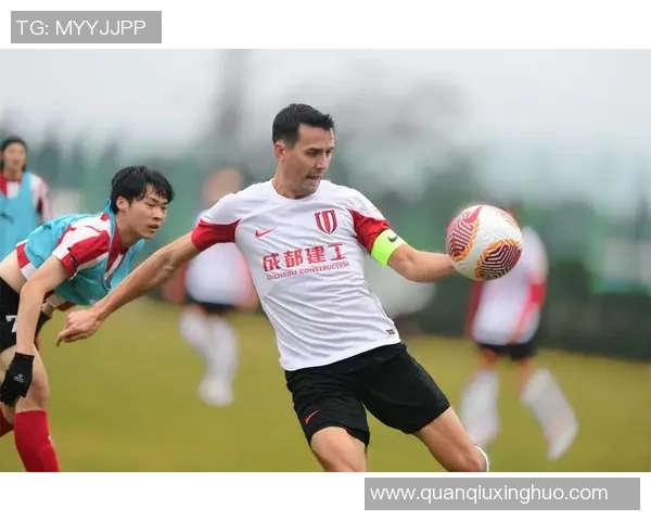 成都极限运动队创新防反策略助力竞技水平提升与团队协作发展